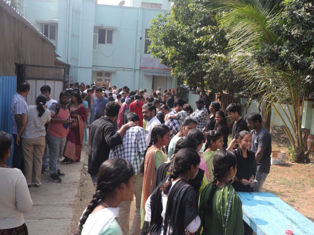 WhatsApp Image 2025-11-19 at 3.47.07 PM (4)